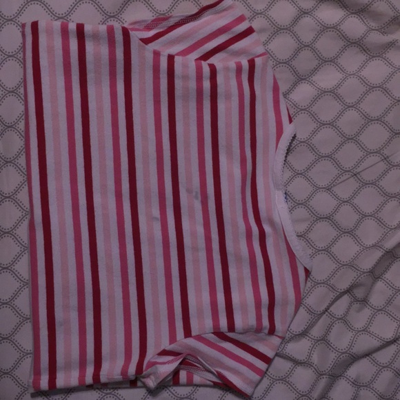 Te- shirt - Picture 2 of 2